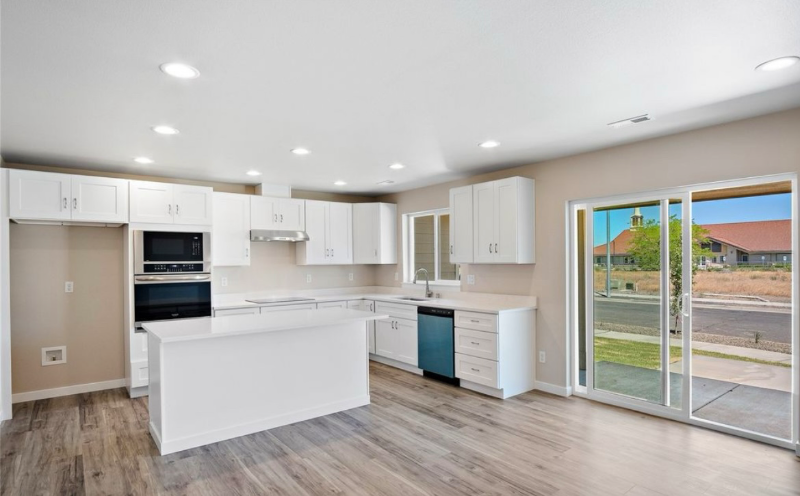 931 W Ted Yao Way #B - Photo 5 of 12