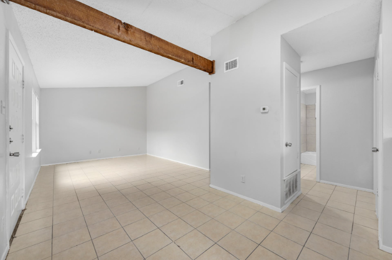 2008 Old West Pl #B - Photo 7 of 20