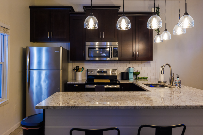 932 E Oak St #A - Photo 5 of 50