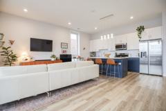 2402 W Carmen Ave #3 - Photo 1 of 1