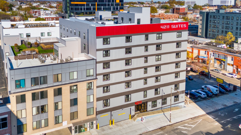 4211 Chestnut St #1B1B - Photo 2 of 12