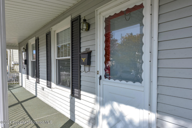 1502 Price St #1502 - Photo 3 of 19