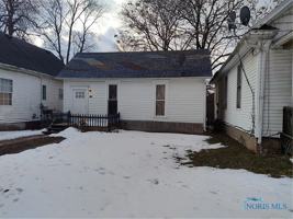 featured image of 912 Willow Ave