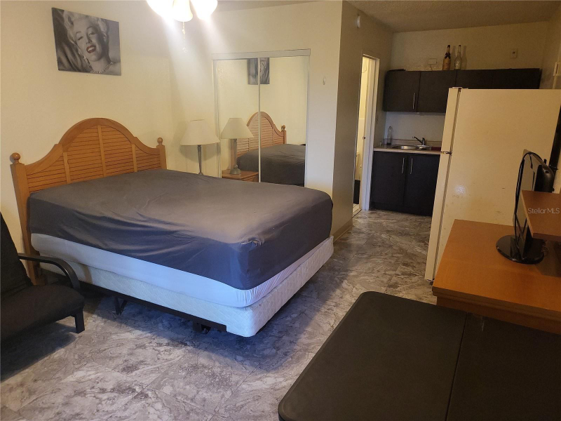 7900 S Orange Blossom Trl #2052 - Photo 2 of 8