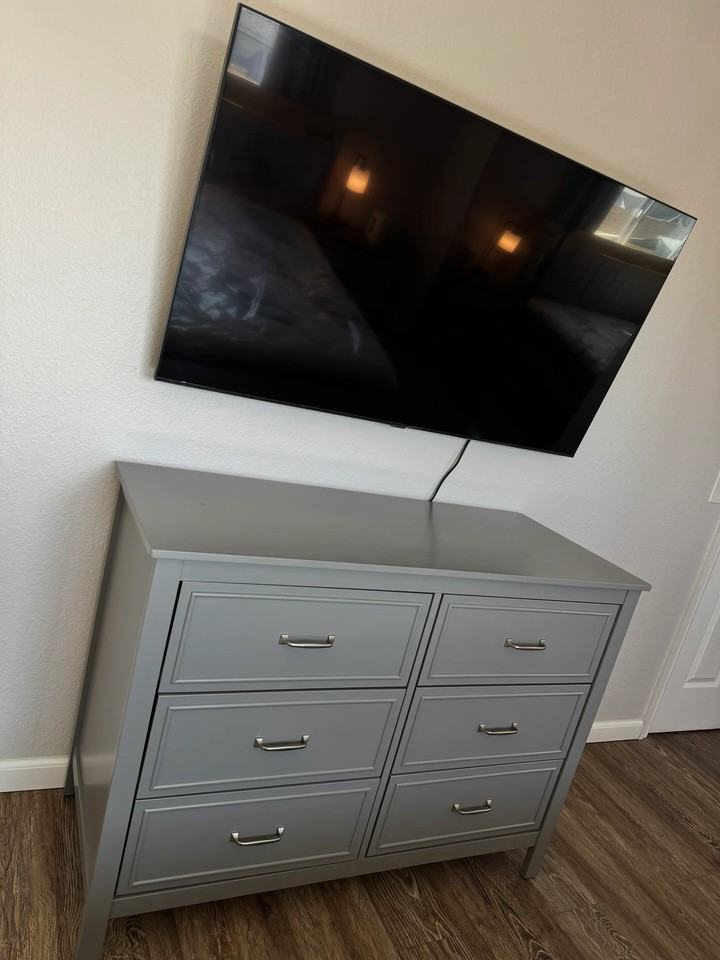 3619 43rd St #6 - Photo 7 of 18