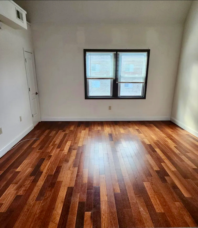 1614 17th St Se #3 - Photo 5 of 8