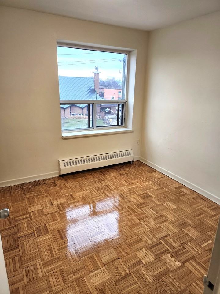 3266 Weston Road #415 - Photo 5 of 9