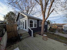 306 Davis St - Photo 1 of 1