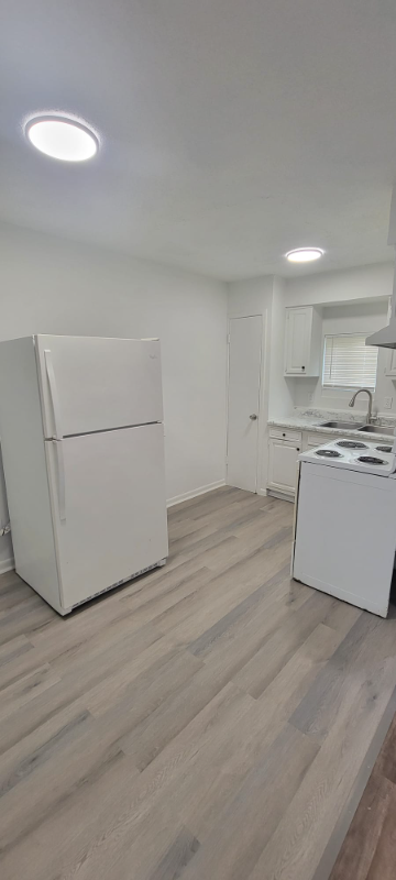14324 Eagle Pass St #2 - Photo 4 of 6