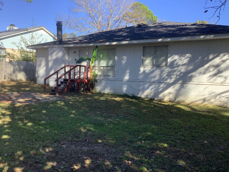 109 Lake Forest Blvd - Photo 2 of 14