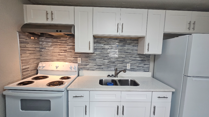 101 S Forest St #5 - Photo 6 of 20