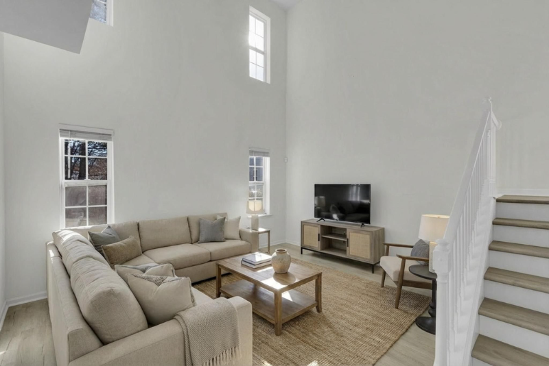 12119 Honor Guard Ave - Photo 3 of 37