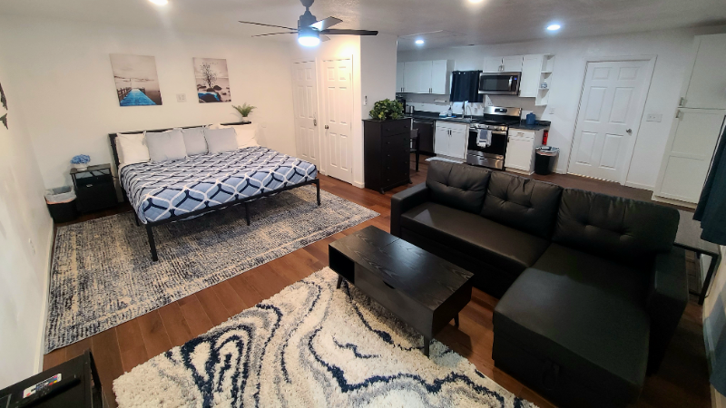 2450 S St #B - Photo 5 of 16