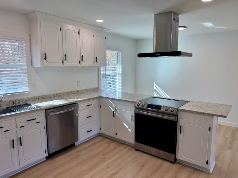 224 Cunningham Dr - Photo 4 of 18