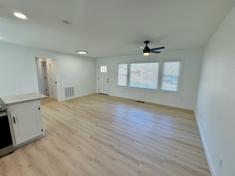 224 Cunningham Dr - Photo 6 of 18