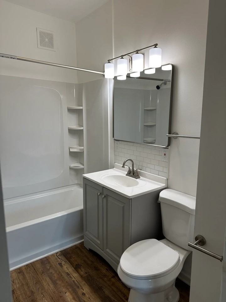 47 Pine St #1 - Photo 4 of 9