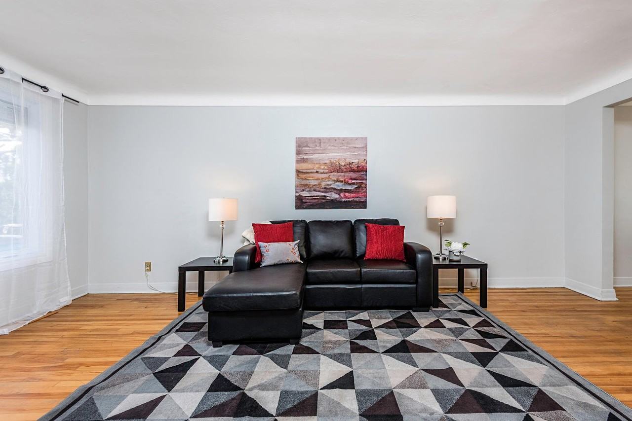 360 Acton St - Photo 4 of 11