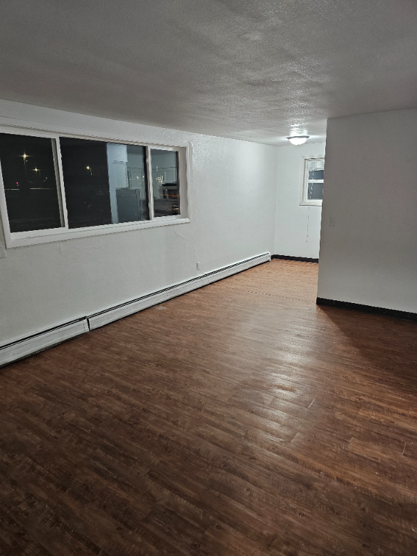 1011 19th St S #4 - Photo 6 of 15