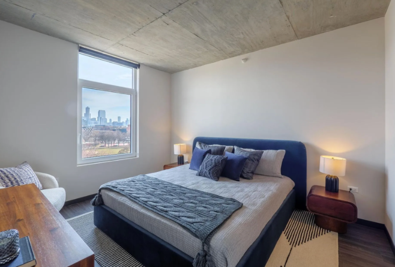 1500 W Monroe St #328 - Photo 4 of 12