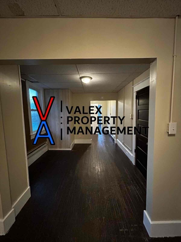 552 Main St #2B - Photo 7 of 11