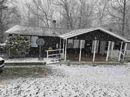 featured image of 1574 Armstrong Rd #3