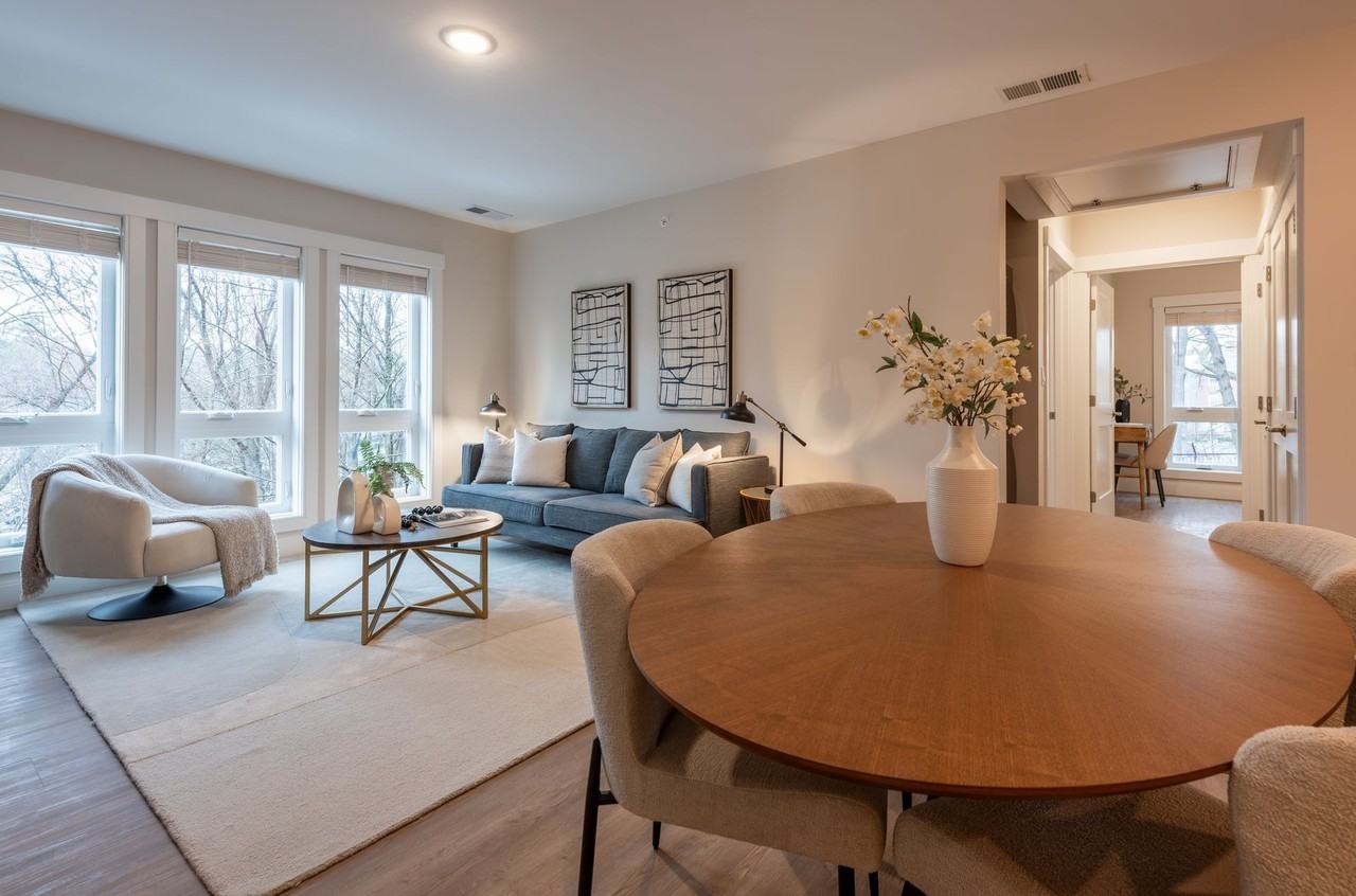 Truslow Residences - Photo 5 of 39