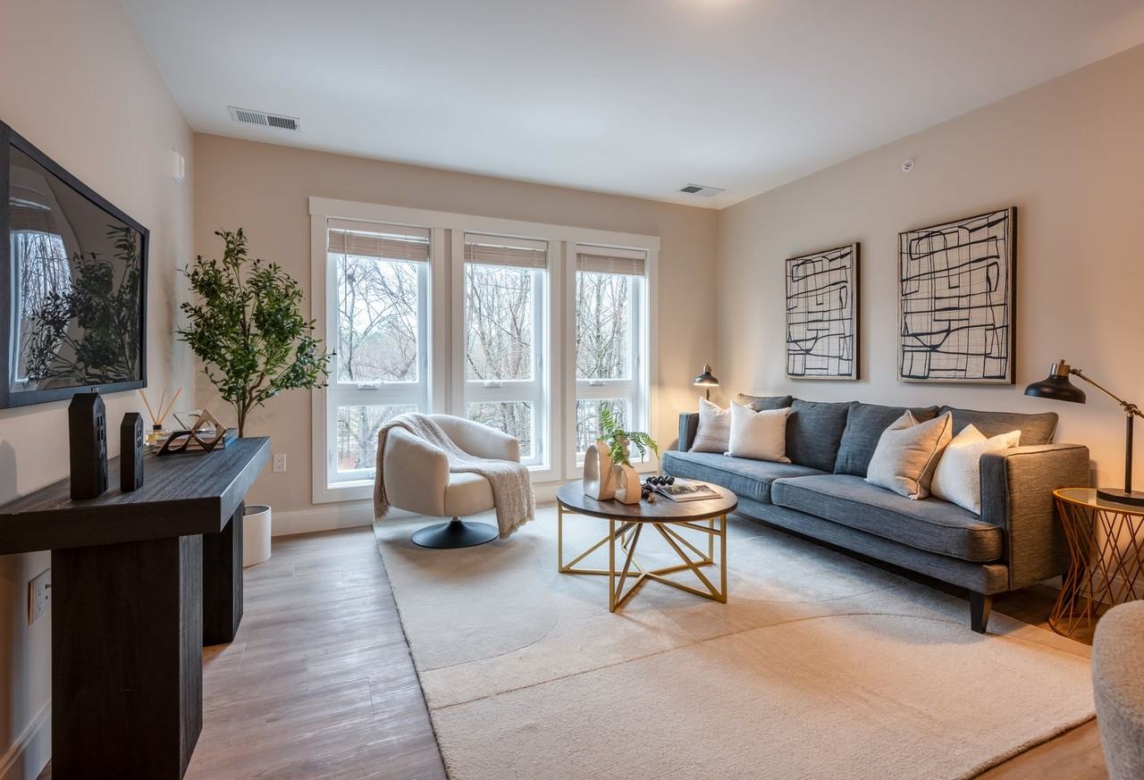 Truslow Residences - Photo 7 of 39