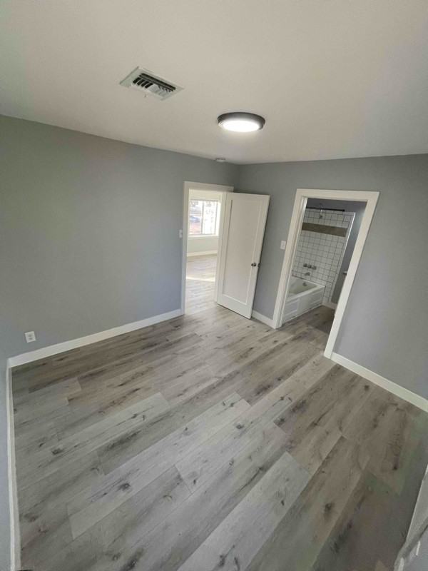 214 Spruce St - Photo 4 of 28