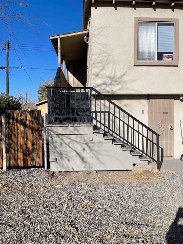 214 Spruce St - Photo 6 of 28