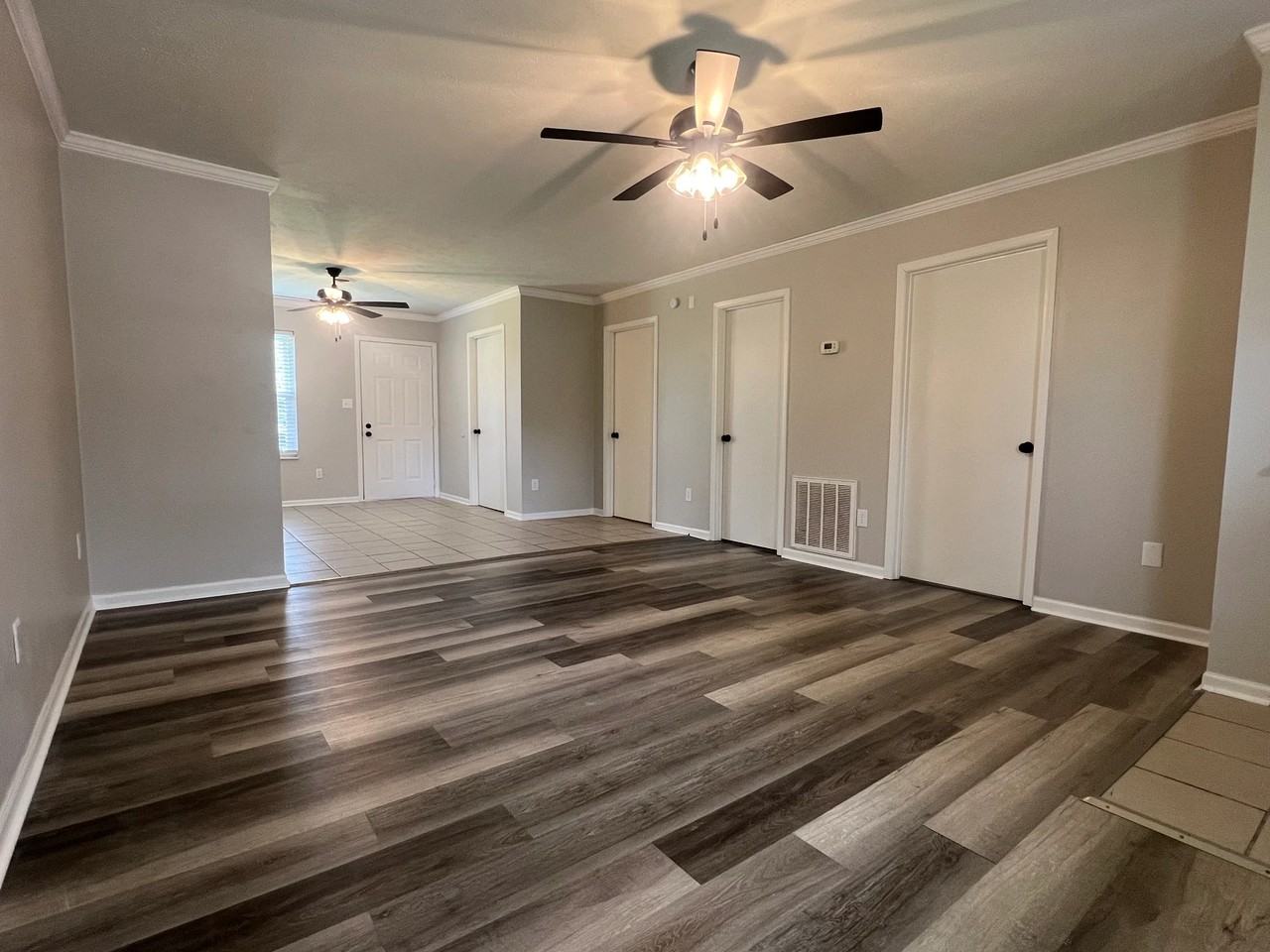 1404 Hicks Rd #A - Photo 3 of 10