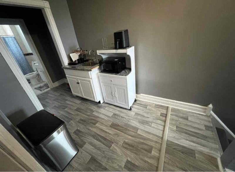 779 Lake St - Photo 2 of 5