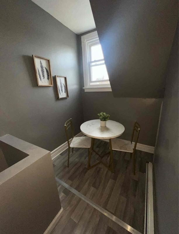 779 Lake St - Photo 4 of 5