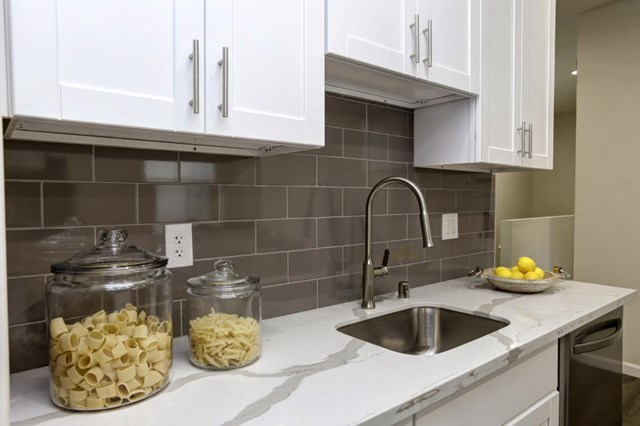 191 N 9th St #2 - Photo 3 of 5