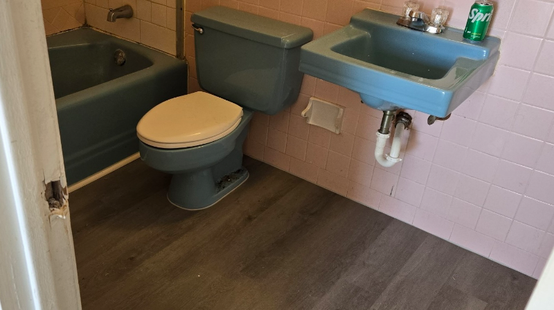 414 E Avenue A #204 - Photo 5 of 6