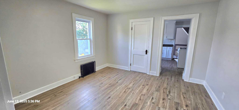 233 Lester Ave #2L - Photo 2 of 8