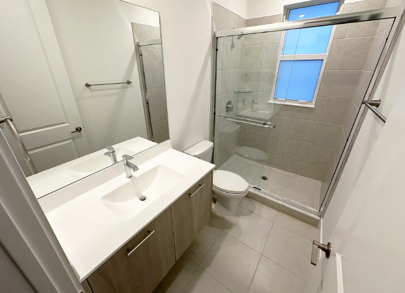 362 Coldwater Canyon Ave - Photo 5 of 5