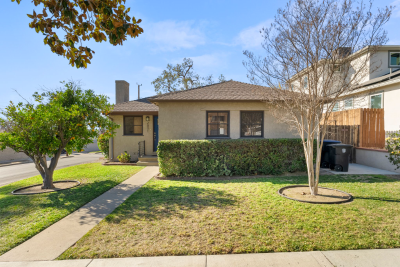2801 N Myers St - Photo 2 of 14