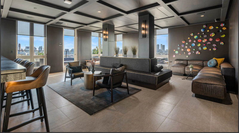 963 Howell Mill Rd Nw