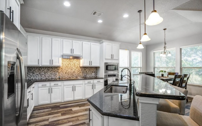 859 San Ignacio - Photo 4 of 10