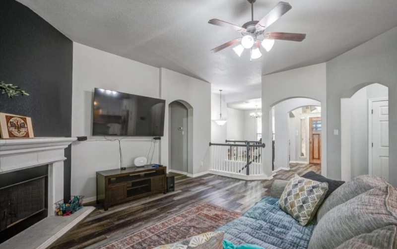 859 Co Livingsan Ignacio #D - Photo 7 of 10