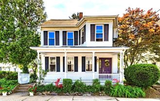 949 Vine St - Photo 1 of 1