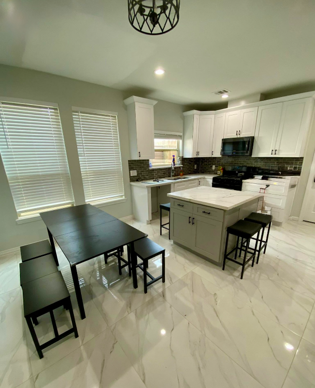 7908 Virgil St - Photo 6 of 10