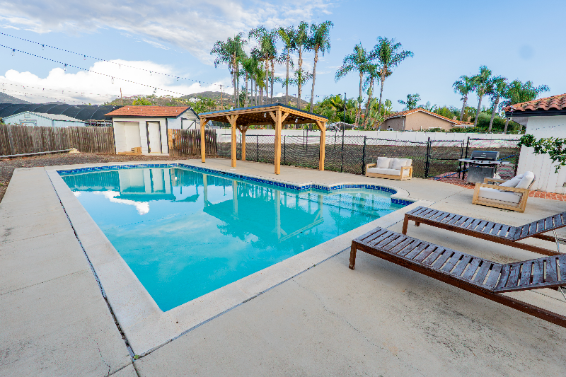 2012 Troy Pl - Photo 5 of 37