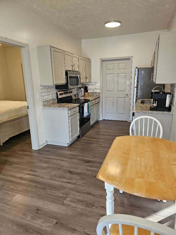 1257 Louisville St #11 - Photo 4 of 13