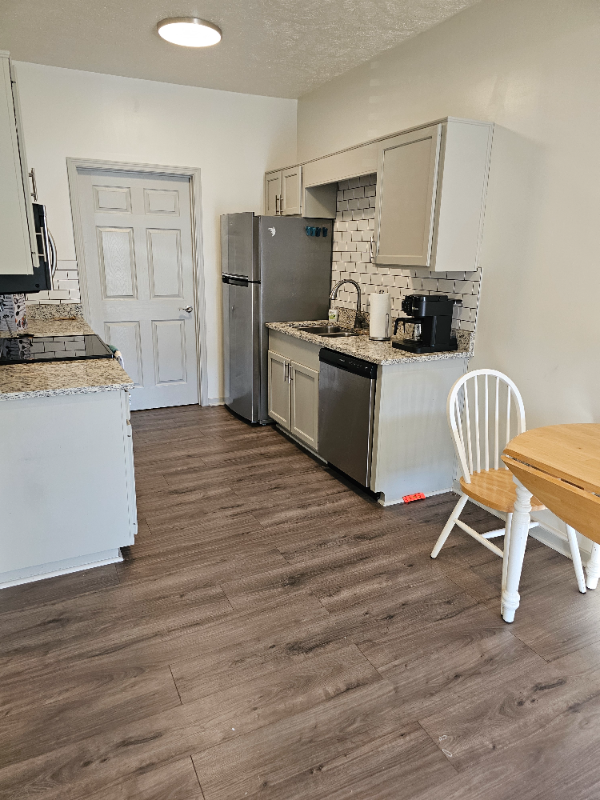 1257 Louisville St #11 - Photo 5 of 13