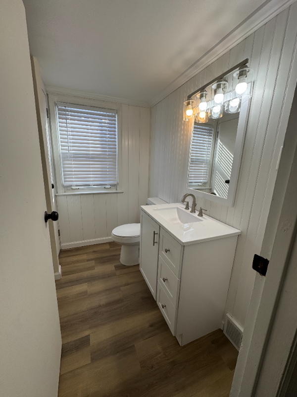 412 Pershing Dr #B - Photo 6 of 17