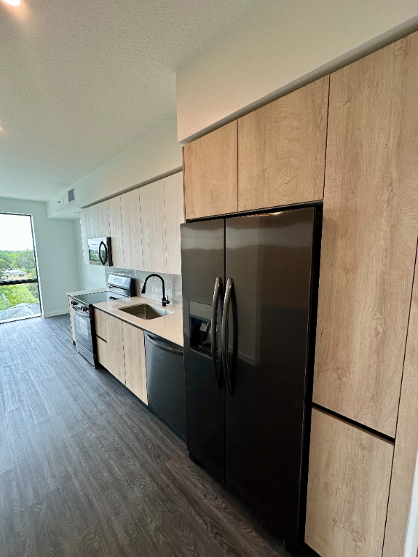 701 Nw 5th Ave #215
