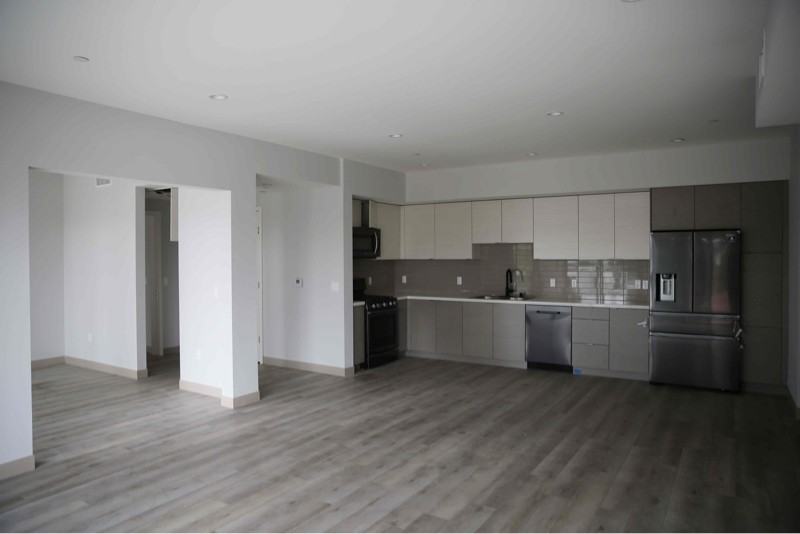 10925 Hartsook St - Photo 4 of 15