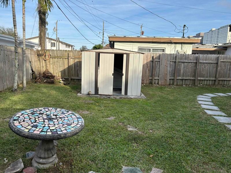 11239 Sw 5th Ter #1-1 - Photo 5 of 12