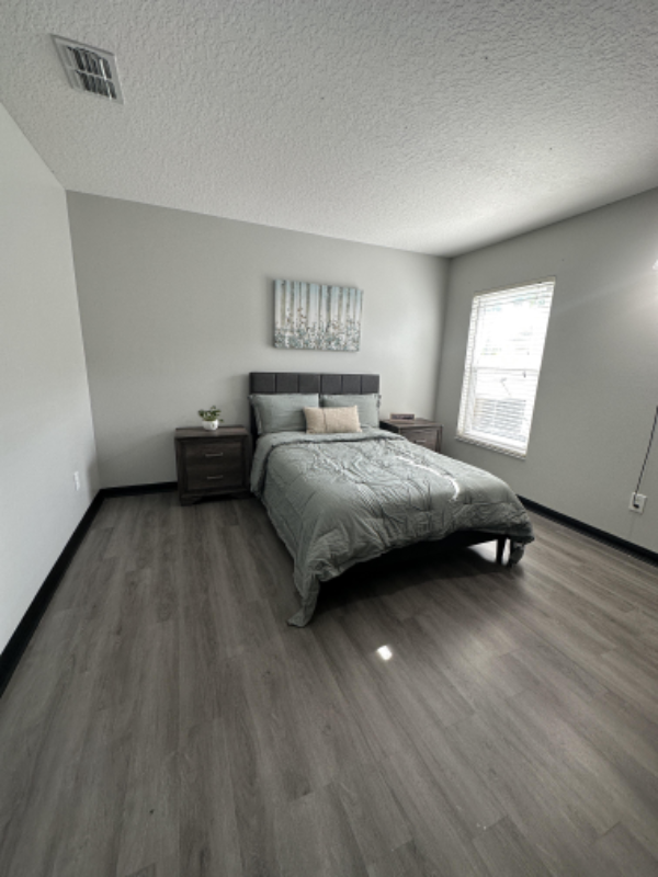 2142 Blackstone Landing Dr - Photo 2 of 13